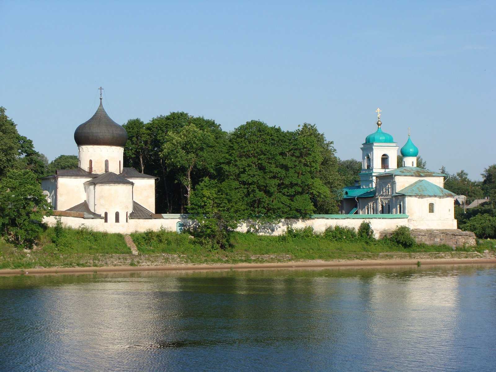 Мирожский монастырь в Новгороде