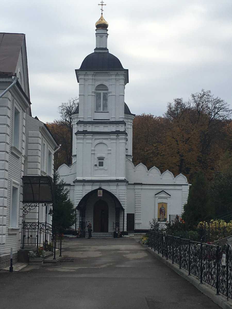 Богородице рождественский монастырь тула. Богородице-Рождественский женский монастырь. Тула монастырь. Горелки монастырь Тула. Богородице-Рождественский монастырь фото.